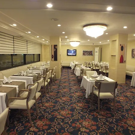 Park Royal 4*