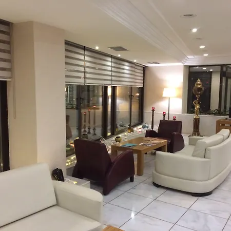 Park Royal 4*