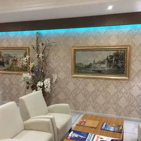 Park Royal 4*